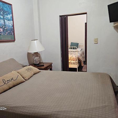 Quinta Ugarte Panzió Lujan de Cuyo Kültér fotó